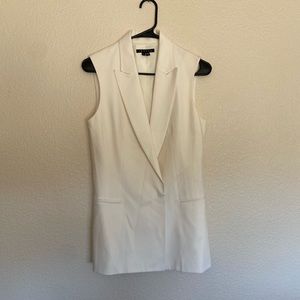 Theory virgin wool white blazer vest, size 6